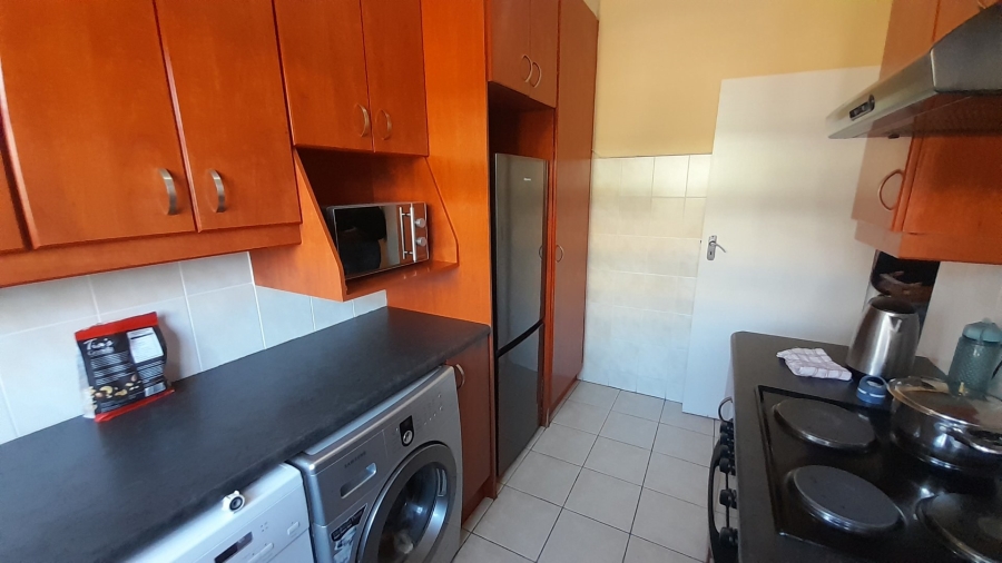 To Let 2 Bedroom Property for Rent in Rondebosch Western Cape
